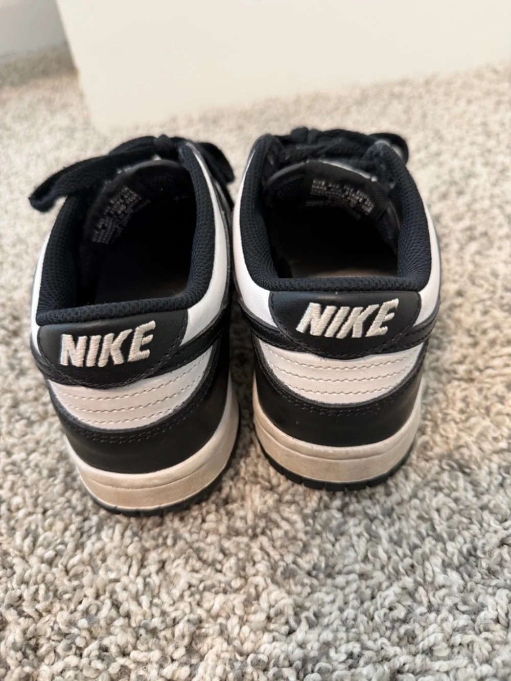 Nike Kids‎ Black & White Low-Top Sneakers
